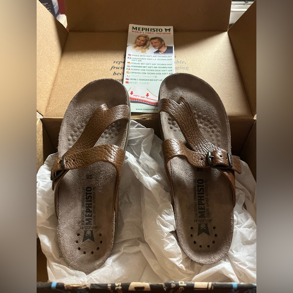 NEW Mephisto Women's Helen Thong Sandals Sz 8 Brown